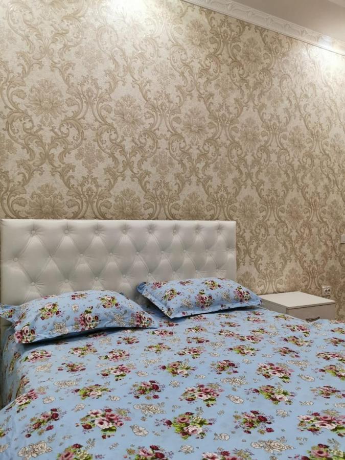 Apartamento Aisha Bishkek Exterior foto